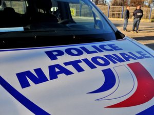 Des policiers du commissariat d’Alès ont été blessés lors d’une intervention nocturne.